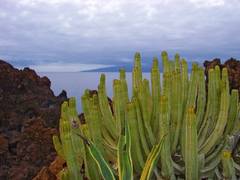 Blick von Teneriffa auf La Gomera