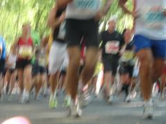 Marathon, Szene, viele Läufer(beine)